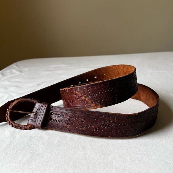 Vintage 70s Tooled Leather Belt Dark Brown Western Boho Hippie Cowboy Style 34 - Picture 1 of 10